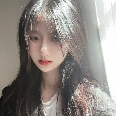 战火中的女神